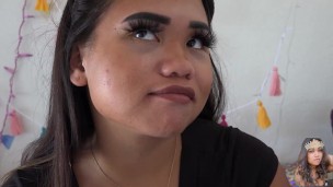 Those long eyelashes. Those long beautiful strands.