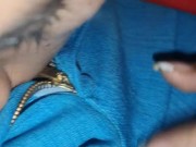 BRASIL - en un estacionamiento vendedora de telecomunicaciones claro y me la chupa se traga mi semen 5/16