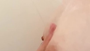 Shower nipple rub