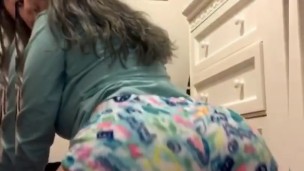 Latina teen twerk tease in her pj’s 
