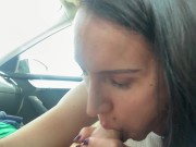 Hot brunette sucked the driver's cock in the car ,and he finished it in her mouth 13/16