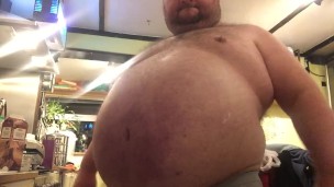 belly show clip