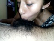 Cuarentena - pequeña latina de 18 años me la chupa mientras vemos anime 15/16