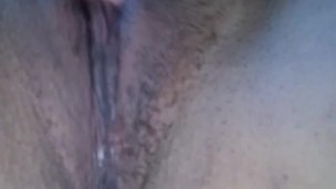 Amateur bbw fingers her PUSSY til she cums