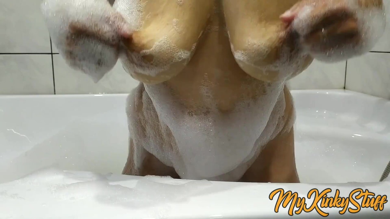 Gorgeous Big Natural Saggy Breasts Kinky Sexy Lady - Free Sex Video - RedTube