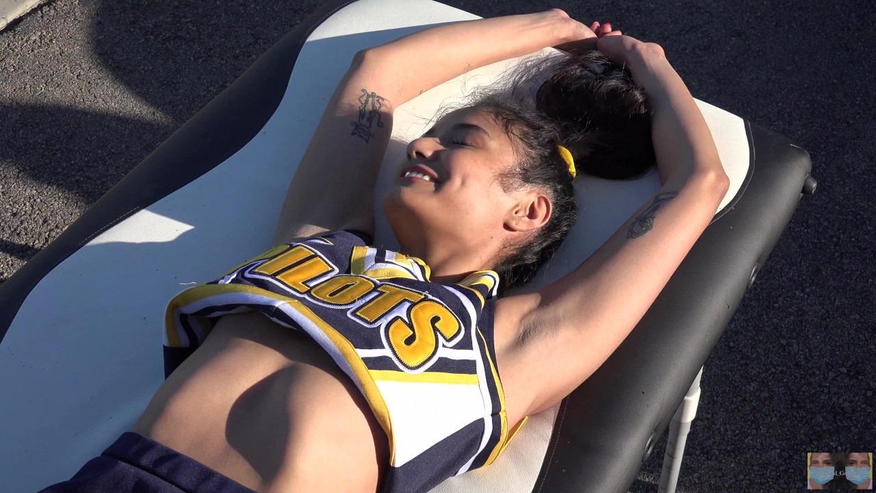 4K CHEERLEADER ARMPITS *real life cheerleader* - RedTube