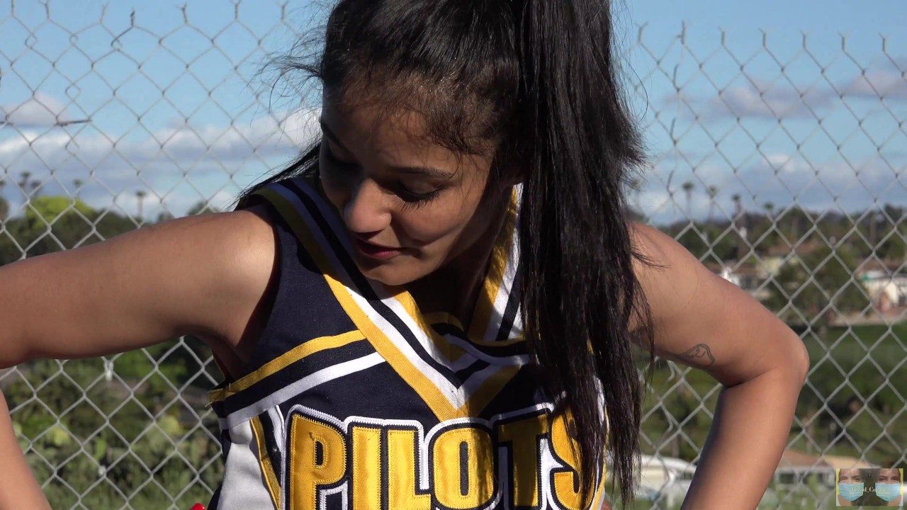 4K CHEERLEADER ARMPITS *real life cheerleader* - RedTube