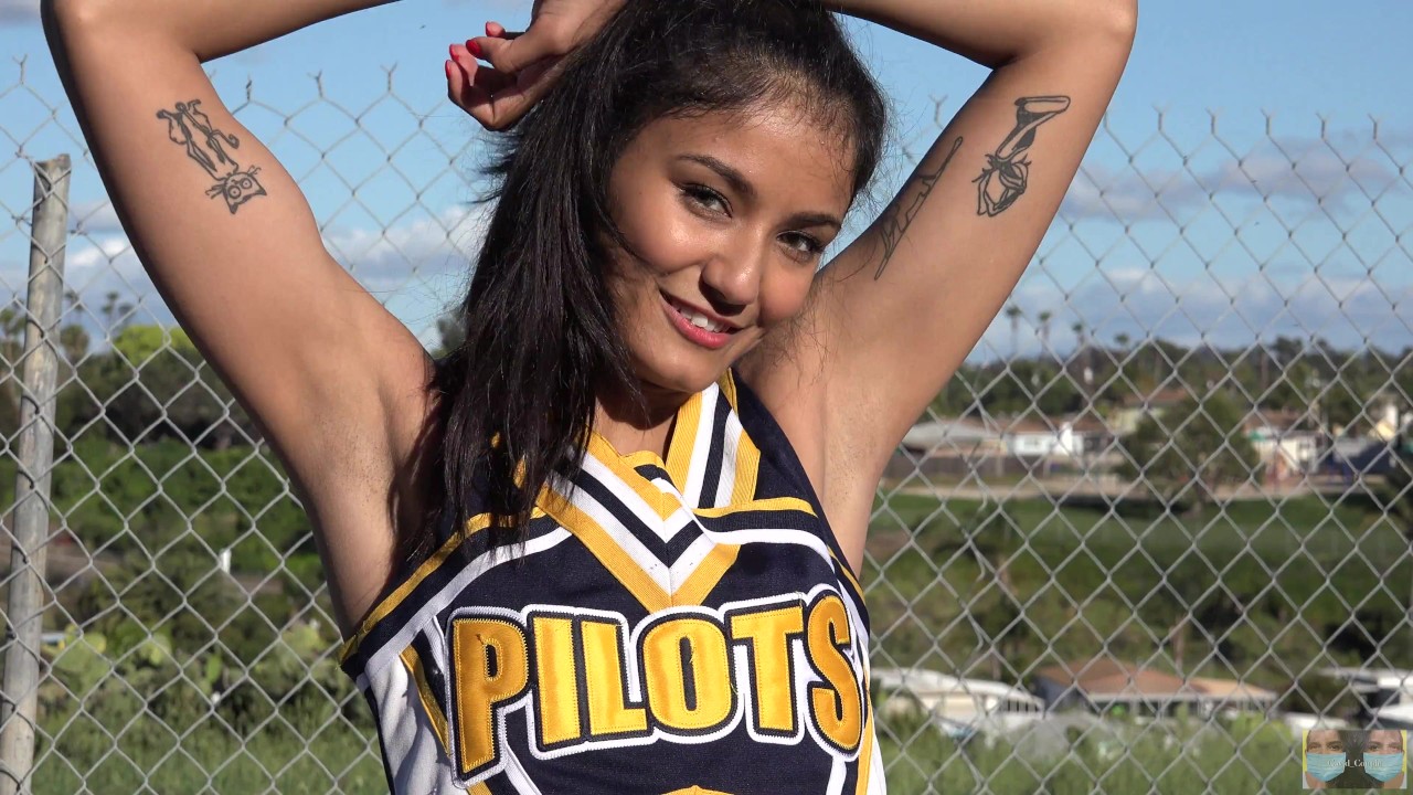 4K CHEERLEADER ARMPITS *real life cheerleader* - RedTube