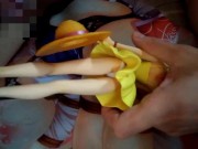 エヴァンゲリオン黄色ワンピースアスカフィギュアぶっかけ顔射オナニー【キモオタク男の喘ぎ声あり】 - Screenshot 6 of 16 - HD
