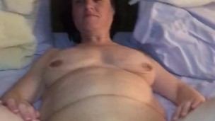 Mature granny getting all ready for her bull tonight. New videos all weekend 