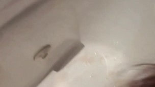  FULL VIDEO BANNED amateur Girl golden shower piss drinking