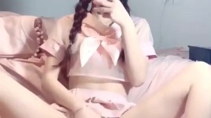 国产快点亲亲我 自摸
