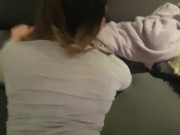 SE FOLLA A LA SECRETARIA EN EL PRIMER DIA DE TRABAJO. 14/16