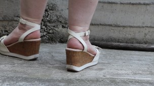 Voyeur spies on plump legs in open sandals outdoors Foot fetish and ASMR