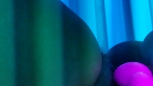 Cumming in a public tanning bed