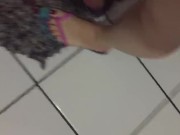 walking wearing havaianas (top view) @tici_feet IG ticii feet tici feet ticii_feet