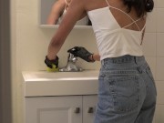 [Voyeur Cam] Germaphobe GF scrubs my bathroom during Covid 19 12/16