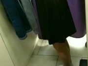 Школьница в сексуальном белье примеряет наряды перед 1 сентября. примерочной 11/16