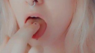 Throat fuck me