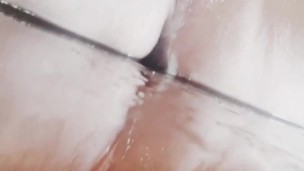 Close-Up teen massaging pussy and clit with vibrator untill amazing squirting orgasm!!!