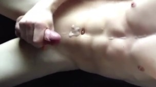 【Japanese Boy Handjob】 masturbation and orgasm　Cumshot