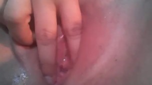 A very quick play with my wet pussy