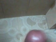  se la corre hasta botar leche 
