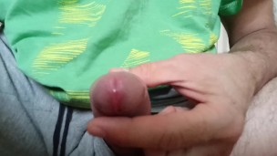 The boy wants to fuck ... хочет ебацца...