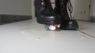 crush Smurf