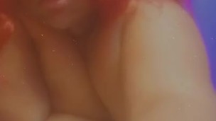 SEXY BBW PLAYING IN THE MIRROR 