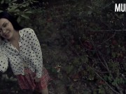 Развел студентку на интимные фотки и выебал в лесу || Часть 1 || Murstar 13/16