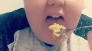 Bbw eating ramen 