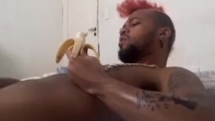 PUNHA E BANANA