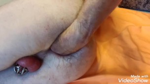 Self fisting first time