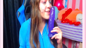 kawaii girl toy in mouth ♥