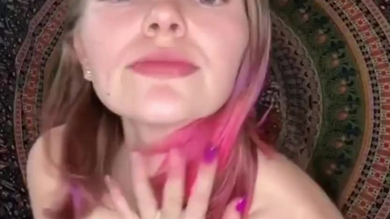 Nude TikTok Dancing Compilation - 無料セックスビデオ - RedTube