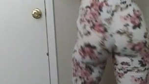 Yellow bone wife twerk