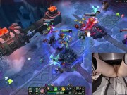 I'M BACK! Gamer Girl playing naked in bed League of Legends #20 Luna 15/16