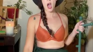 Little Hoe Deep - gorgeous period masturbation clip
