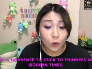 A cute Japanese sex toy shop clerk introduces the latest Japanese condoms 4/16