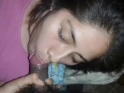 Mi novio latino me despierta para chupar su dura y gruesa verga y comerme su leche 5/16