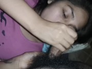 Mi novio latino me despierta para chupar su dura y gruesa verga y comerme su leche 7/16