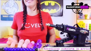 Dietro le quinte: ragazza italiana e la sua fuckmachine