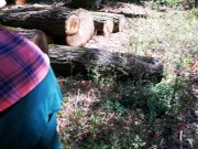 Nackte Muschi auspeitschen direkt am Waldweg 1/16