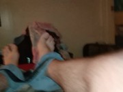 Jacking off and nutting - Screenshot 3 of 16 - Bdc