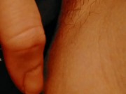 Me masturbo hasta correrme delante de mi marido para ponérsela bien dura 5/16