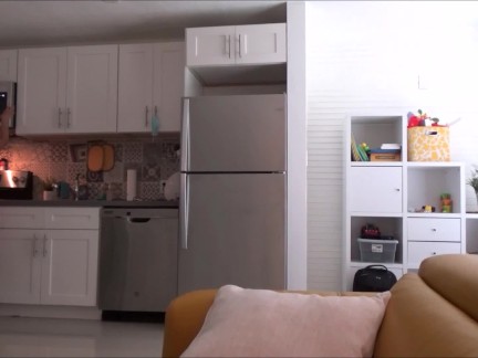 With Ms. Brianna - Brianna Beach - Step Mom Comes First