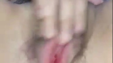 1st video upload, my pink and wet pussy-virgin pinay 