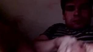 Артем сосет сам себе дрочит ногами лижет ноги сам себе self suck autofellatio self footjob