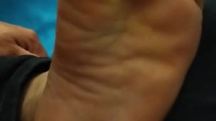 Ricos pies de jóven sexy.